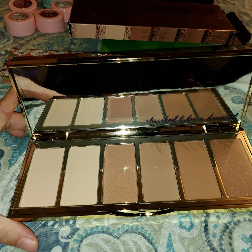Tarte cosmetics- Park Ave princess pallet.
